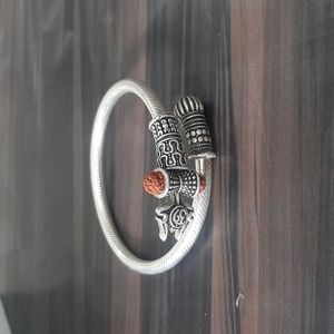 Trendy alloy matel silver colour mens shiv mahadev trishul damaru kada bracelet